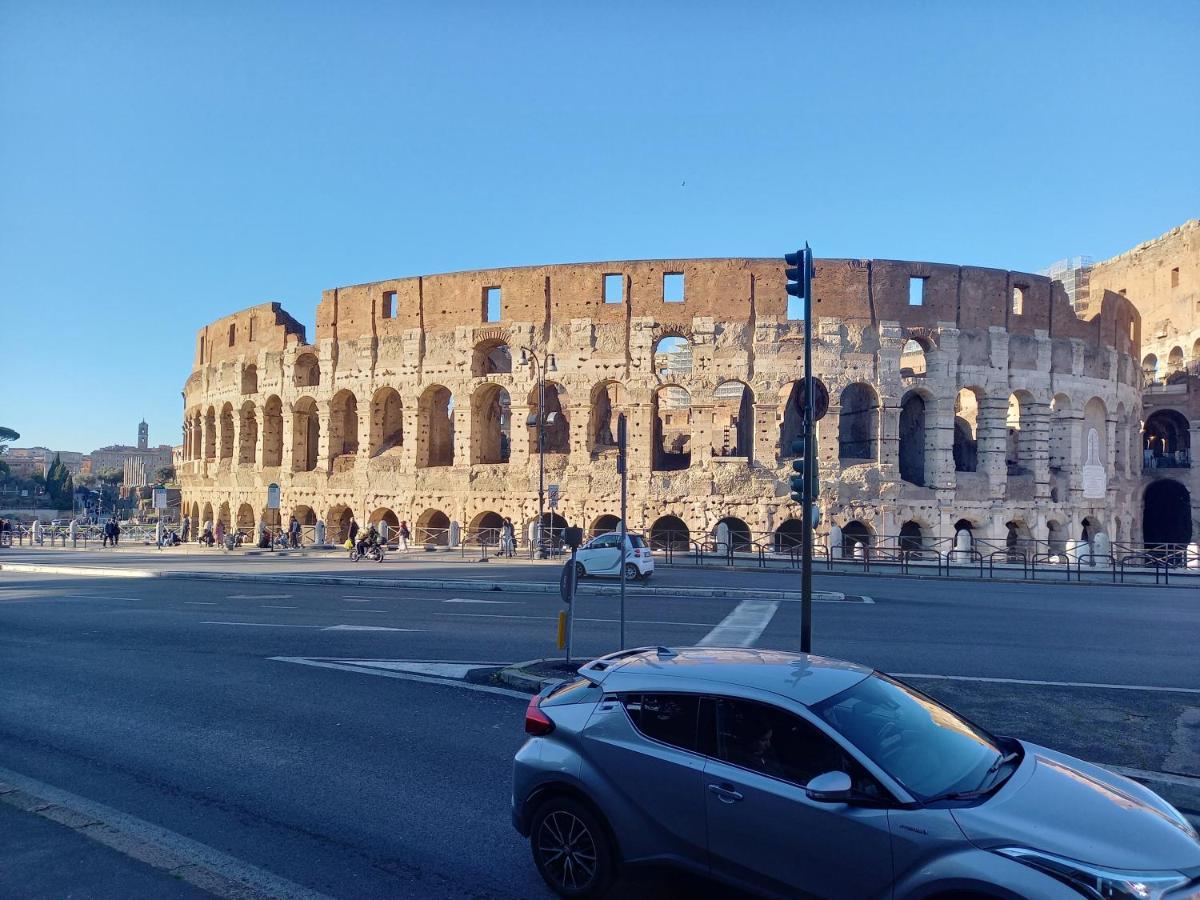 Colosseo Con Il Cuore ローマ エクステリア 写真